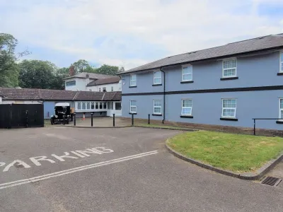 The Oakwood Hotel Hotels near Our Lady of Perpetual Succour Catholic Church
