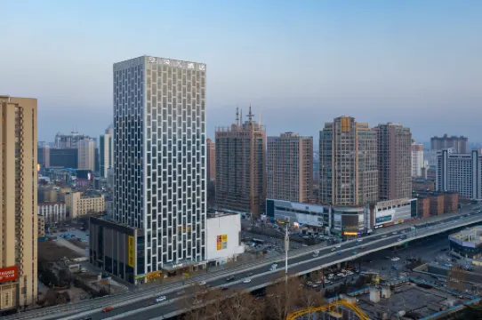 洛陽王府井王城公園地鐵站亞朵X飯店