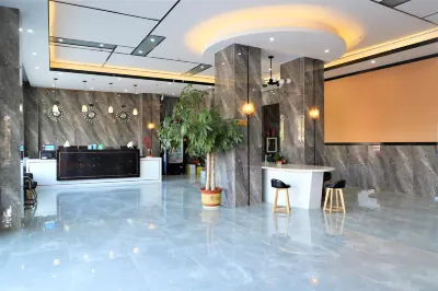 Dongxing Shell Beach Hotel (Golden Beach on Wanwei Island) Hotels near Wanwei Golden Beach