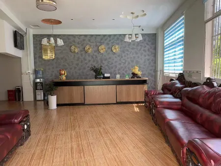 Guanshanyue Premier Hotel Отели рядом с достопримечательностью «Shennong Stream Qianfu Cultural Tourism Area»