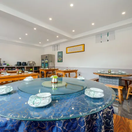 Four Seasons Boutique Inn (Pingyao Ancient City Ancient County Government Office)