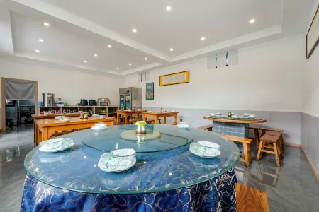 Four Seasons Boutique Inn (Pingyao Ancient City Ancient County Government Office) Отели рядом с достопримечательностью «Ming and Qing Dynasty Ancient Street»