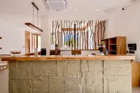 Junshan Homestay (Kangding Branch) - 3 étoiles