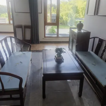 Yixing Liyunjian Leisure Vacation Homestay