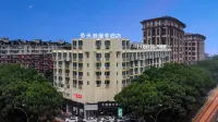 Tiangang Manfei Hotel (Baizhang East Road Branch, Ningbo Century Oriental Plaza) Hotels near Ningbo Ocean World