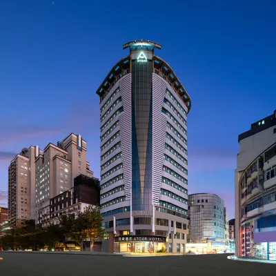 上海人民廣場地鐵站亞朵酒店 鄰近新闸路的酒店