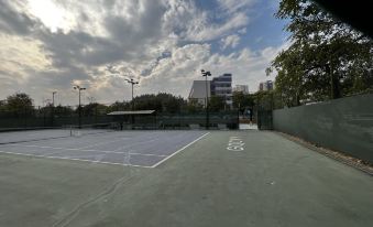 Mile Business Hotel (Guangqing Industrial Park)