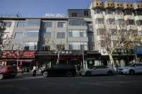Yiyue Hotel (Linhai Ziyang Street Branch) Hotels near Donghu Martyrs Cemetery