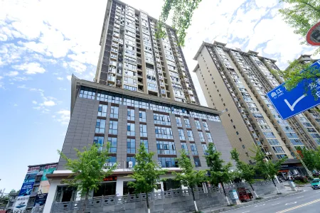Xianfeng Fenghua International Hotel
