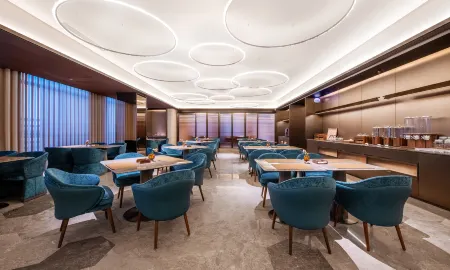 Crystal  Orange Hotel  Weihai Happy  Gate  WeiGo Plaza Отели рядом с достопримечательностью «Harbin Institute of Technology»