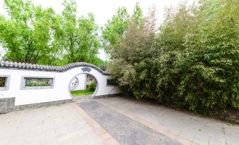 Yiban Art Youth Nomadic Community Homestay