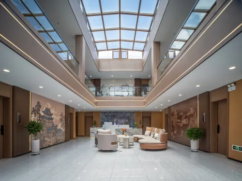 Qicai Danxia Yuexiang Xingcheng Smart Hotel