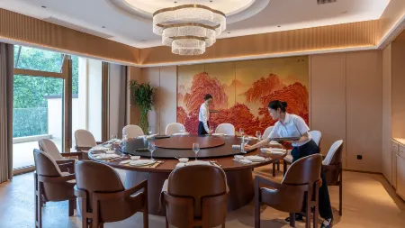 Yunyan Mountain Villa