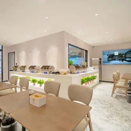 McLaren Hotel (Qinghe City)