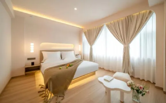 Impression Audiovisual Apartment Отели рядом с достопримечательностью «Harbin·China Normal University Night Market»