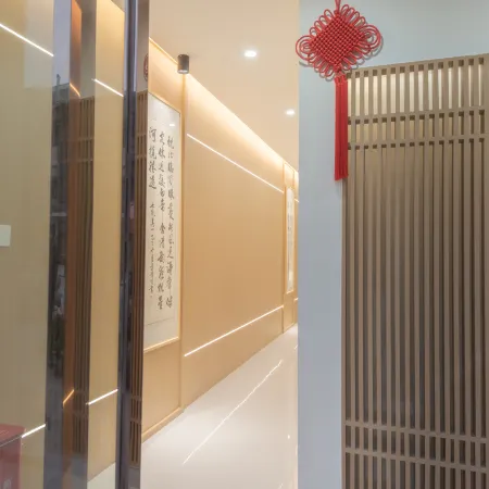 Zhenjiangge Homestay
