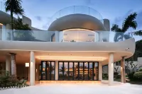 Wutong Jiuli · Art Courtyard-Style Hotel (Wanning Shimei Bay) - ที่มีสระว่ายน้ำ