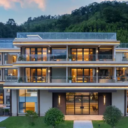 Guangxing Pavilion Mountain Language Residence (Qingyuan Ancient Dragon Gorge Store)