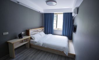 Xiangshan Lanyuan Homestay