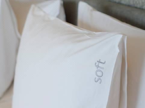 Holiday Inn Bangkok Sukhumvit An Ihg Hotel Room Reviews Photos Bangkok 21 Deals Price Trip Com