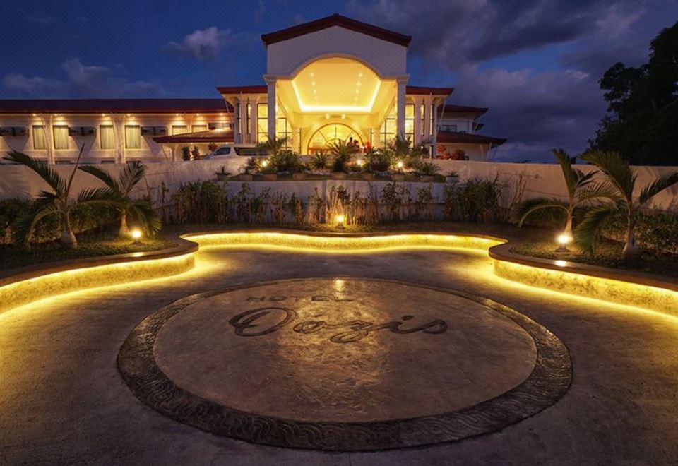 1. Hotel Oa..