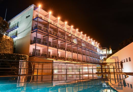 호텔 두 카라콜