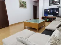 Renhua Jinding Yuxiang Hotel