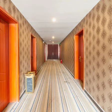 Wuyi Shangpin Business Hotel