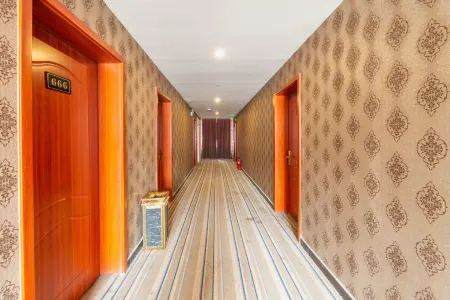 Wuyi Shangpin Business Hotel Отели рядом с достопримечательностью «Huanghe Jiaotong University (Shangde Campus)»