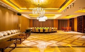 Kaixuanmen Hotel (Yiling Health Center)
