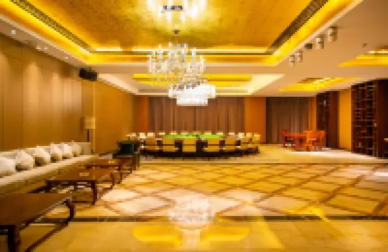 Kaixuanmen Hotel (Yiling Health Center)