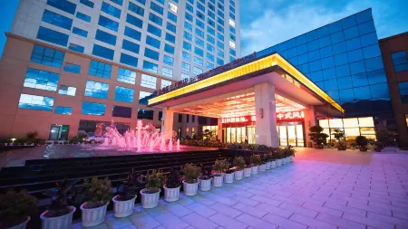 Yuanyang Golden Bay Terrace Hotel Отели рядом с достопримечательностью «Nanshazhen»