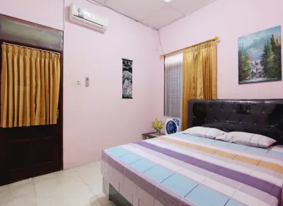 Batik Trinidar Homestay Các khách sạn ở Gedongkiwo