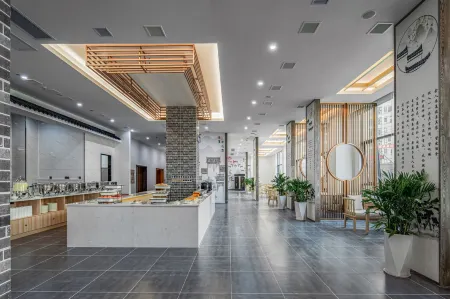 THOUSAND HOTEL Отели рядом с достопримечательностью «Jishou University Zhangjiajie Campus»