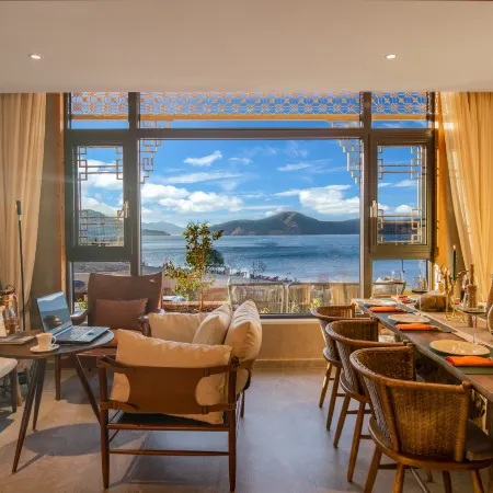 Lugu Lake Qingchen. Qianxun Lake View Hotel