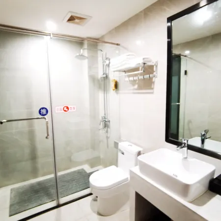 Hefeng Yizhan Hotel