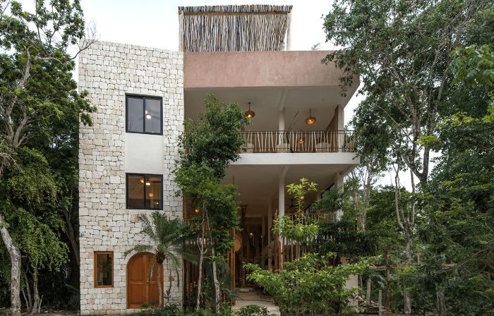 Koos Tulum Hotel