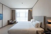 HanTing Hotel (Longnan Tanchang Guan'e Gou) - balcony