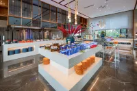 Howard Johnson The Bund Hotel Gasa - breakfast