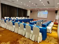 MANRY HOTEL (Heyuan Bavarian Branch)