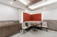 康定未泱閣大飯店 - 停車場