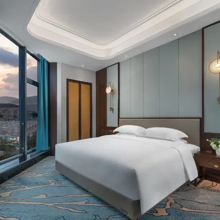 Jinzhou Blossom Hotel