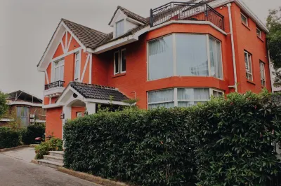 Shinehouse Villa