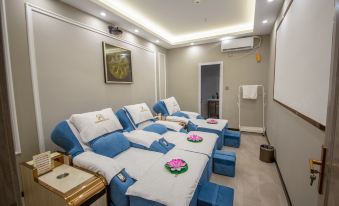 Bayman Holiday Inn Guandu Square Kunming
