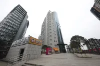 維爾斯飯店（重慶兩路口鵝嶺輕軌站店） 鵝嶺公園附近的飯店