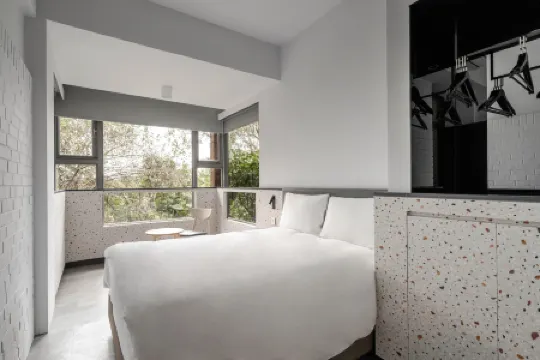 The Moment Hotel Yilan by Lakeshore Отели рядом с достопримечательностью «National Center for Traditional Arts»