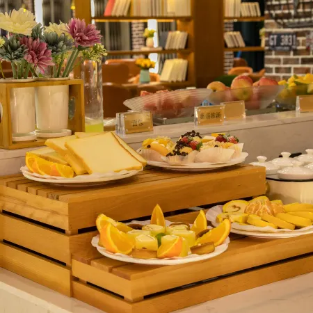 James Joyce Coffetel（new world store, Nanpu Road, Ezhou）.