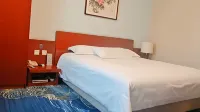 Elan Hotel Hohht Railway Station Hotels in 