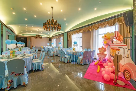 Jingzhou Hotel Pan'an Отели рядом с достопримечательностью «Zhaomingyuan Scenic Area»