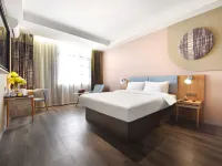 Homeinn Hotel (Chengdu Xindu Sanhechang Subway Station) Hotels near Xindu